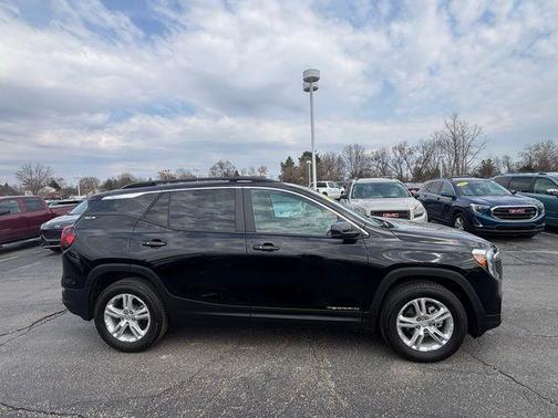 Ebony Twilight Metallic 2023 GMC Terrain SLE