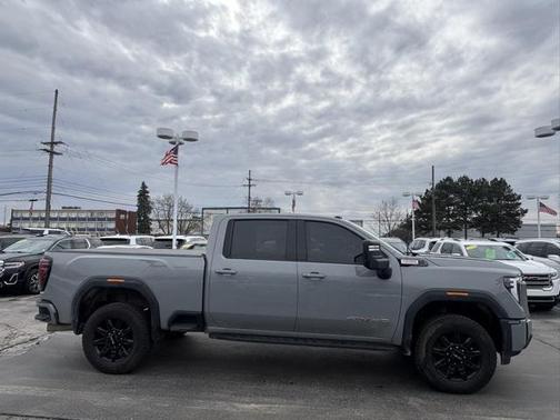 2025 GMC Sierra 2500 AT4