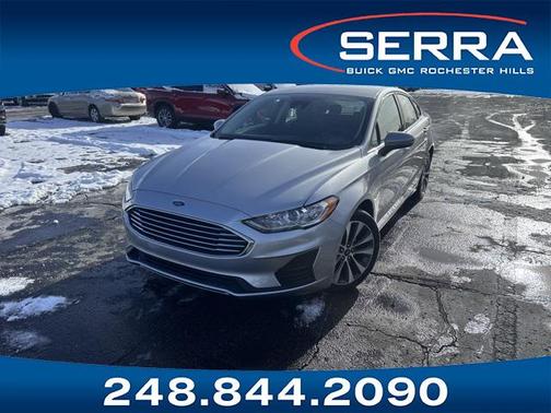 2020 Ford Fusion SE