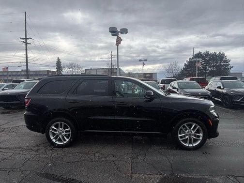 DB Black Crystal Clearcoat 2021 Dodge Durango GT Plus