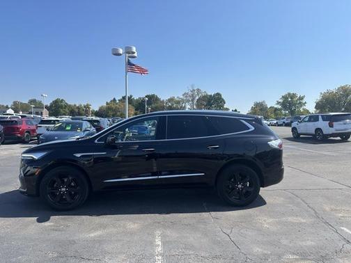 2024 Buick Enclave Essence AWD
