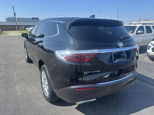 2022 Buick Enclave AWD Essence