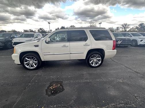 2014 Cadillac Escalade Platinum Edition