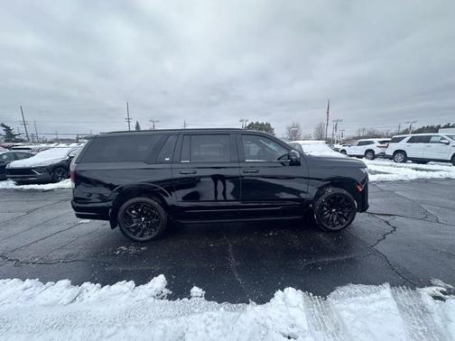 2023 Cadillac Escalade ESV Sport Platinum