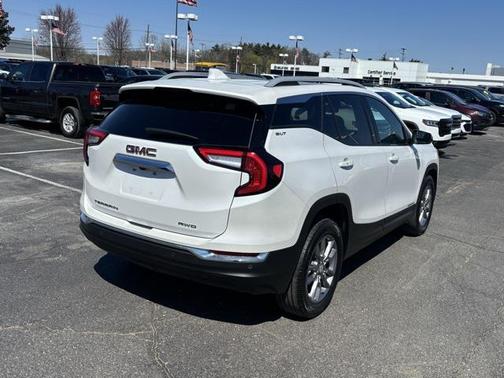 2022 GMC Terrain SLT