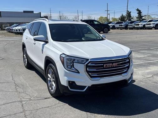 2022 GMC Terrain SLT