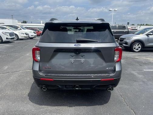 2023 Ford Explorer ST-Line