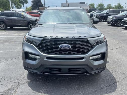 2023 Ford Explorer ST-Line