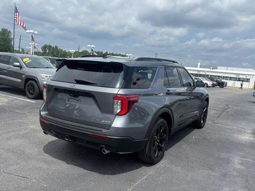 2023 Ford Explorer ST-Line