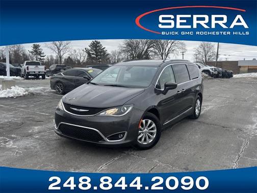 2018 Chrysler Pacifica Touring-L Plus