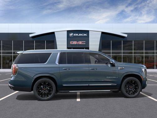 Downpour Met 2026 GMC Yukon XL Denali