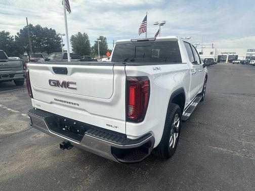 2022 GMC Sierra 1500 SLT