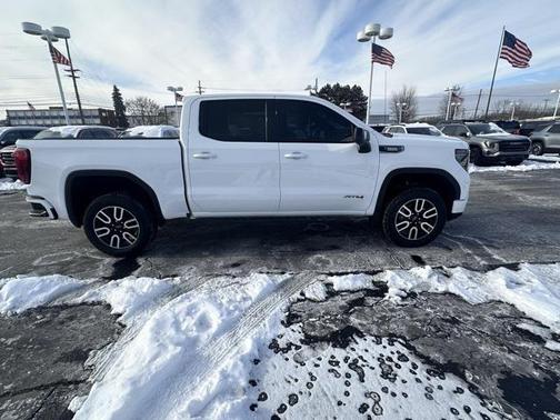 2025 GMC Sierra 1500 AT4