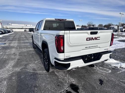 2025 GMC Sierra 1500 AT4