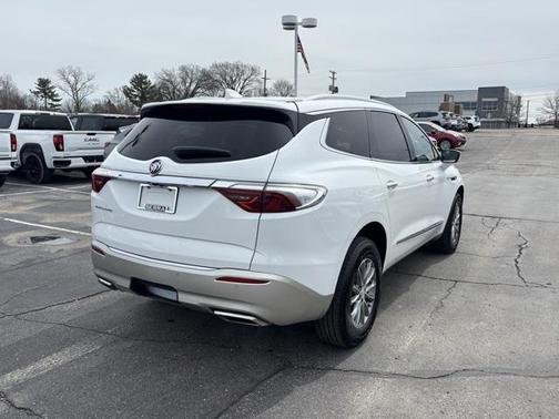 2022 Buick Enclave FWD Essence