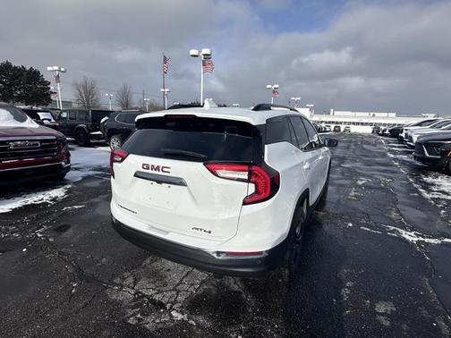 2023 GMC Terrain AWD AT4