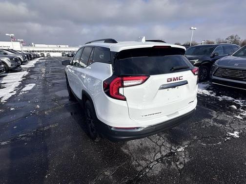 2023 GMC Terrain AWD AT4