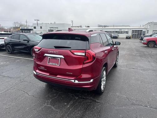 2023 GMC Terrain Denali