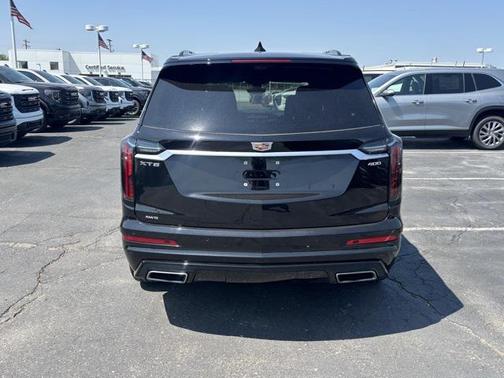 2022 Cadillac XT6 Sport AWD