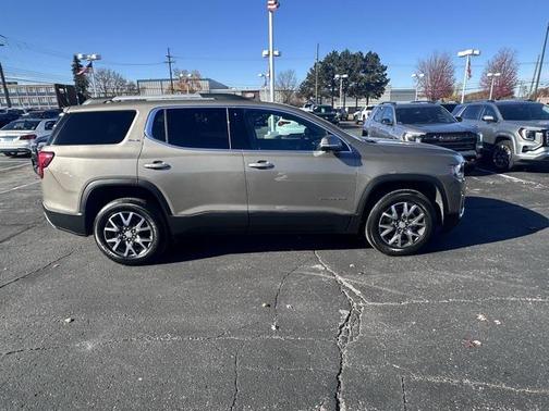2023 GMC Acadia AWD SLE