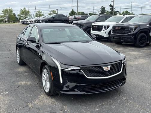 2023 Cadillac CT4 Luxury
