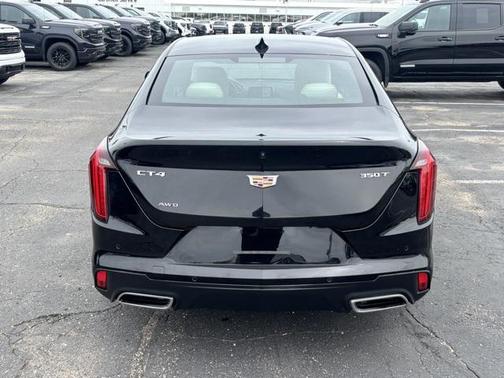 2023 Cadillac CT4 Luxury