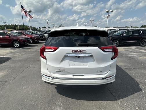 2022 GMC Terrain Denali