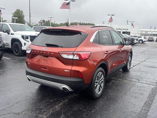 2020 Ford Escape SEL