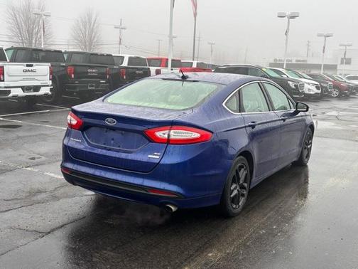 2015 Ford Fusion SE
