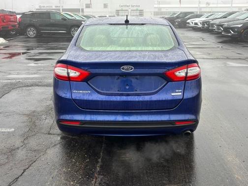 2015 Ford Fusion SE