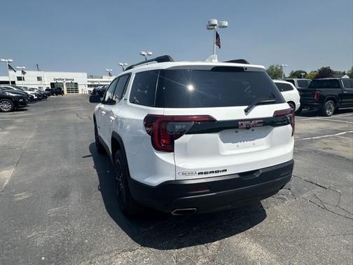 2023 GMC Acadia FWD SLE