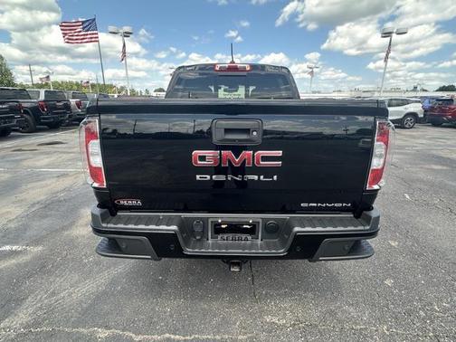 2022 GMC Canyon Denali