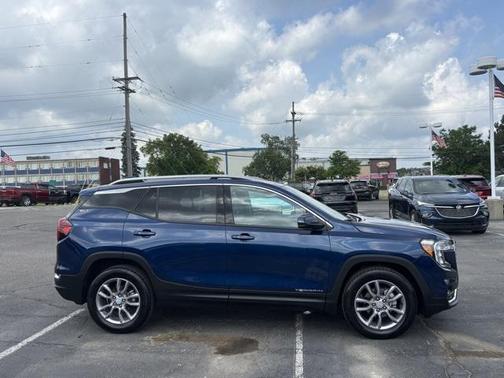 2022 GMC Terrain SLT