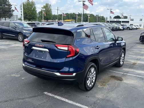 2022 GMC Terrain SLT