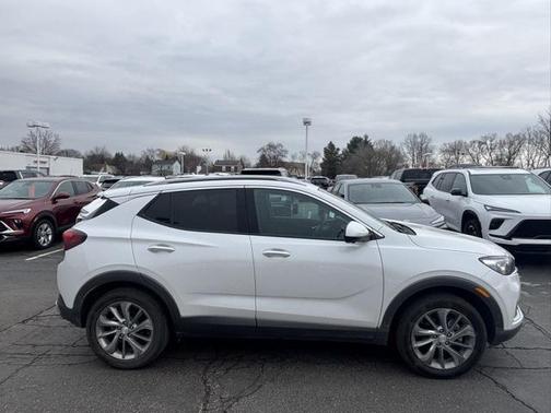 2022 Buick Encore GX Essence