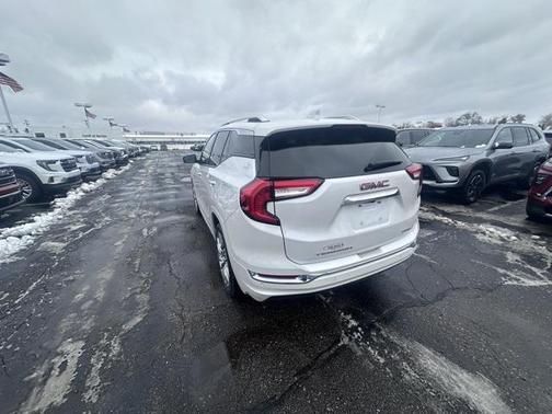 2023 GMC Terrain Denali