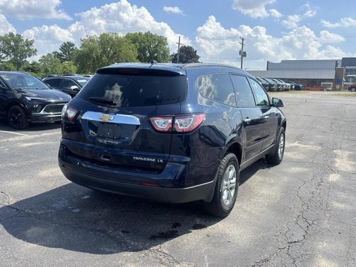 2015 Chevrolet Traverse LS