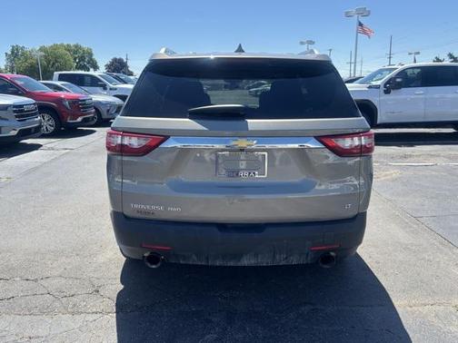 2018 Chevrolet Traverse LT Cloth