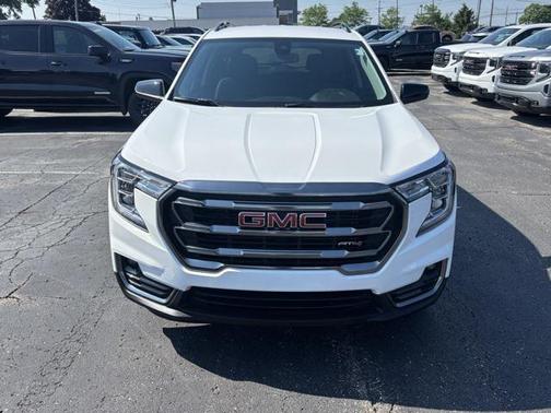 2022 GMC Terrain AWD AT4