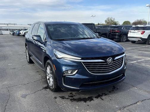 2022 Buick Enclave AWD Essence