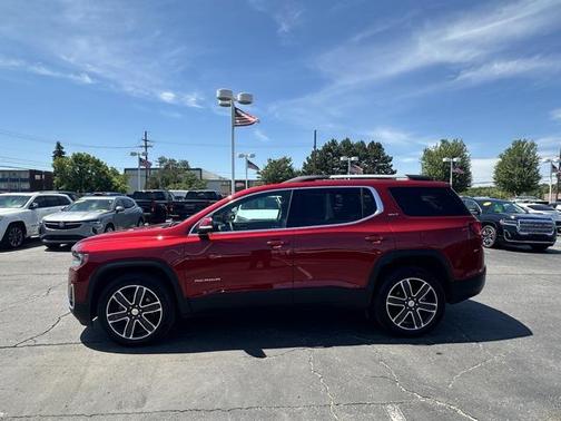 2023 GMC Acadia AWD SLT