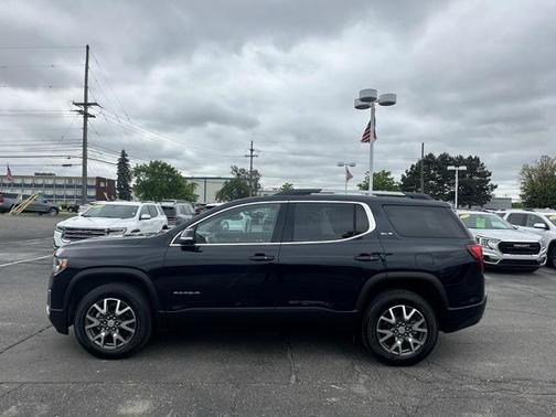 2022 GMC Acadia FWD SLE
