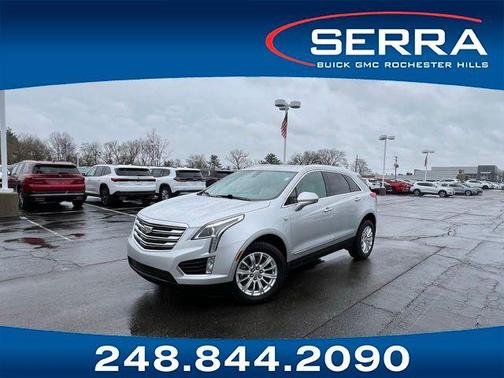 Radiant Silver Metallic 2018 Cadillac XT5 Base