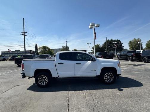 2022 GMC Canyon AT4