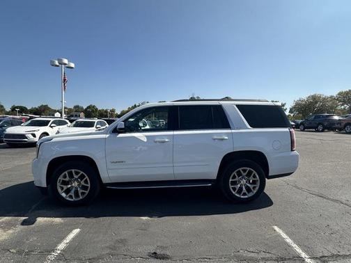 2017 GMC Yukon SLT