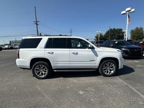 2017 GMC Yukon SLT