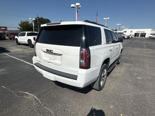 2017 GMC Yukon SLT