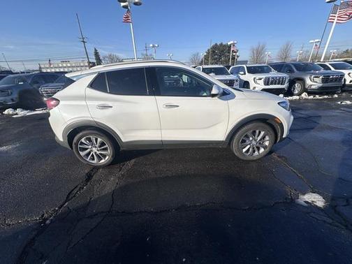 2023 Buick Encore GX Essence