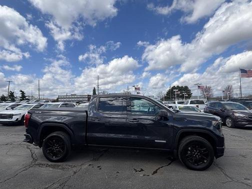 2023 GMC Sierra 1500 Elevation