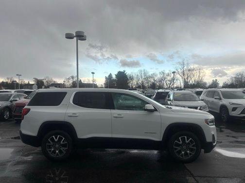 Summit White 2022 GMC Acadia FWD SLE